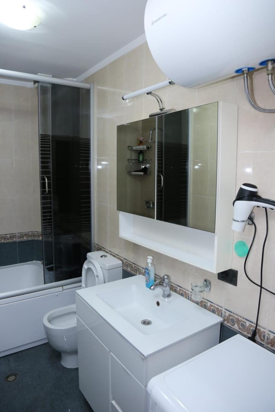 Ergi'S Host Apartment تيرانا المظهر الخارجي الصورة